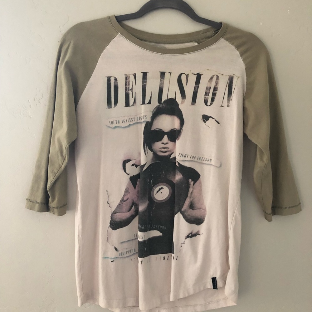 Cotton On baseball tee